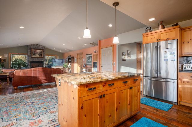 7672 SW Robin Drive, Terrebonne, OR 97760