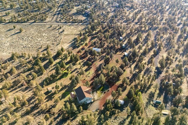 7672 SW Robin Drive, Terrebonne, OR 97760