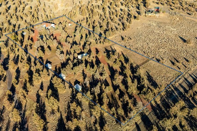 7672 SW Robin Drive, Terrebonne, OR 97760