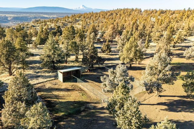 7672 SW Robin Drive, Terrebonne, OR 97760