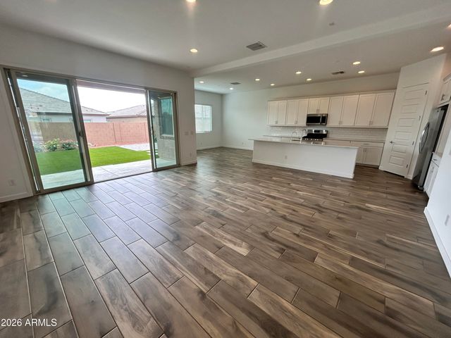 9321 W SELLS Drive, Phoenix, AZ 85037