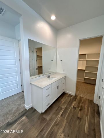 9321 W SELLS Drive, Phoenix, AZ 85037