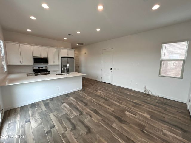 9321 W SELLS Drive, Phoenix, AZ 85037