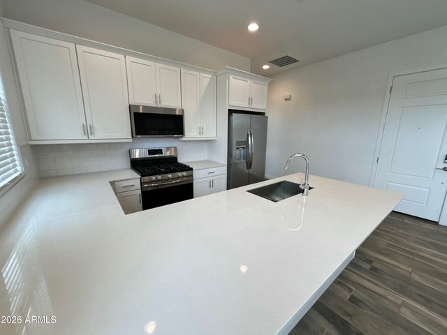 9321 W SELLS Drive, Phoenix, AZ 85037