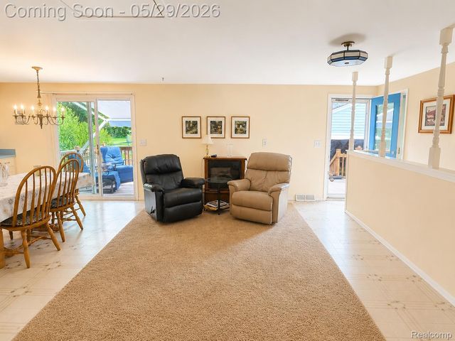 1147 Jay Street, Waterford Charter Township, MI 48327