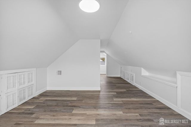 12 N Pennington Road N, New Brunswick, NJ 08901