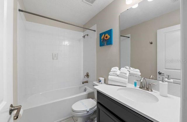 913 OCEAN COURSE AVENUE, Davenport, FL 33896