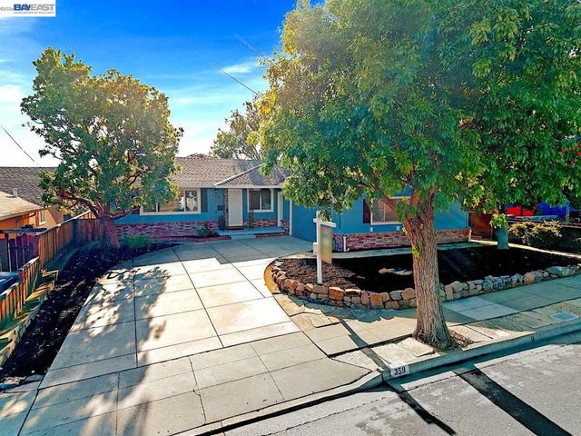 359 Michell, Livermore, CA 94551