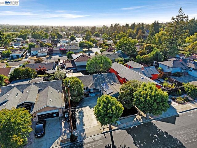 359 Michell, Livermore, CA 94551