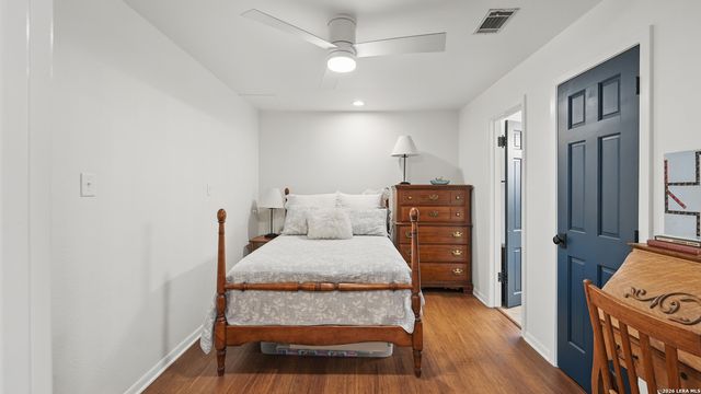 1817 Kuehler, New Braunfels, TX 78130