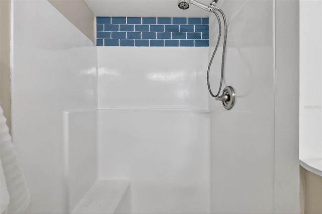 109 N BLOXAM AVENUE, Minneola, FL 34715