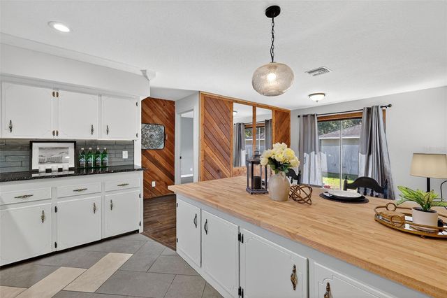 109 N BLOXAM AVENUE, Minneola, FL 34715