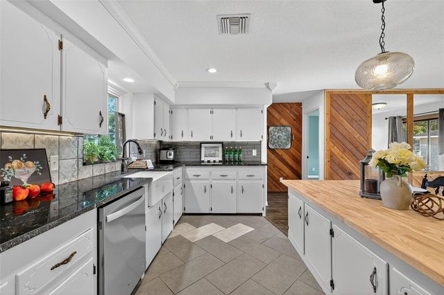 109 N BLOXAM AVENUE, Minneola, FL 34715