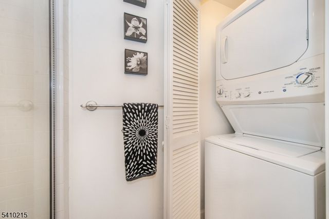 46 Summit Ave, Bloomfield Twp., NJ 07003