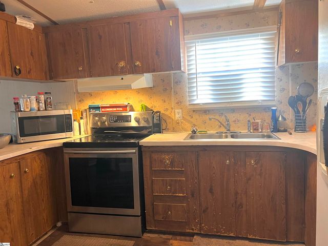 233 Chaparral Way, Easley, SC 29640