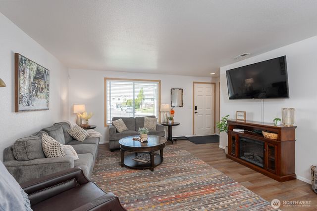 2117 S Dilley Avenue, Moses Lake, WA 98837