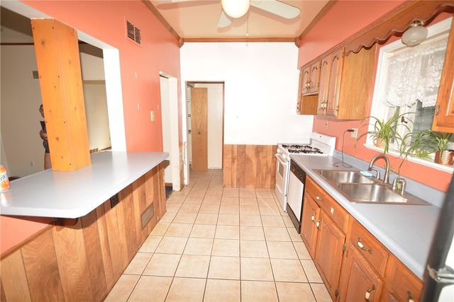 1139 North Ave, Millvale, PA 15209