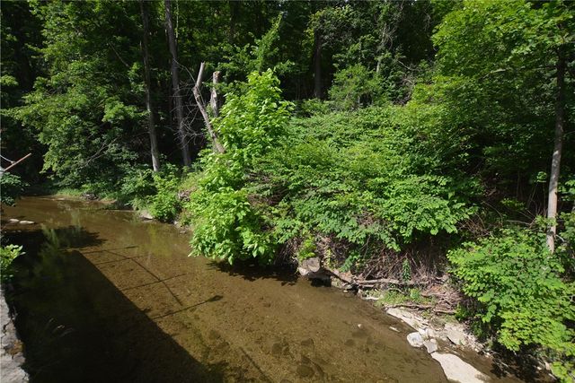 1139 North Ave, Millvale, PA 15209