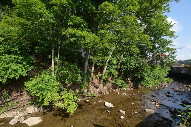 1139 North Ave, Millvale, PA 15209