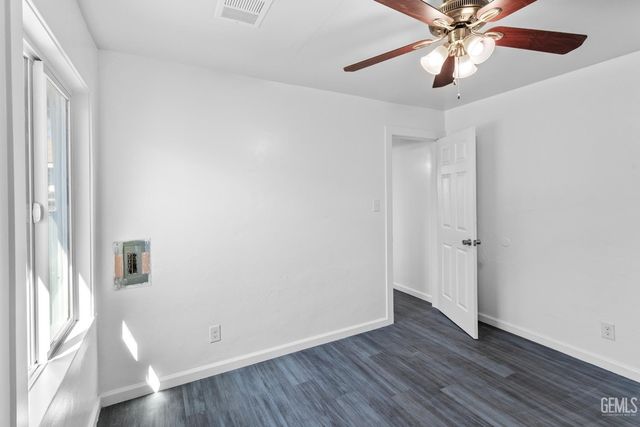 209 Cypress Street, Bakersfield, CA 93304