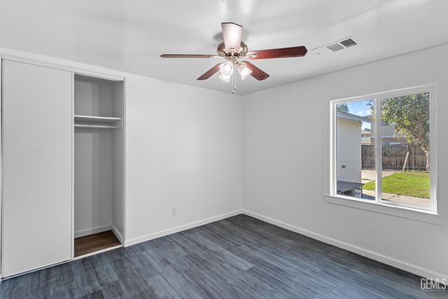 209 Cypress Street, Bakersfield, CA 93304