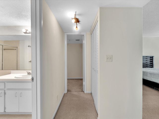 9101 W Sample Road 204, Coral Springs, FL 33065
