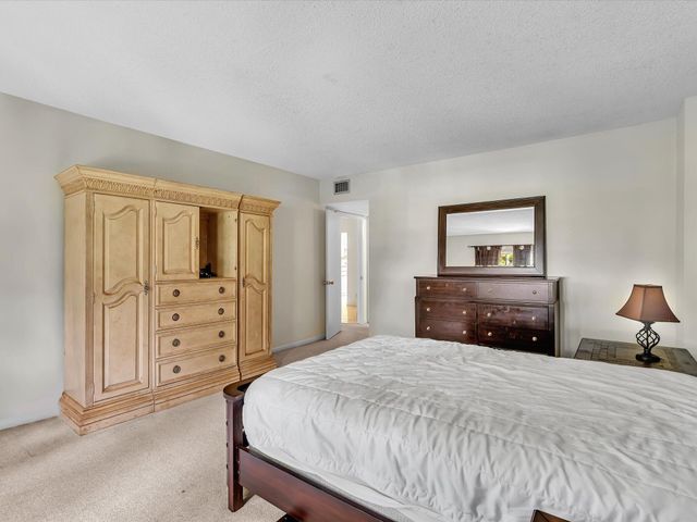 9101 W Sample Road 204, Coral Springs, FL 33065