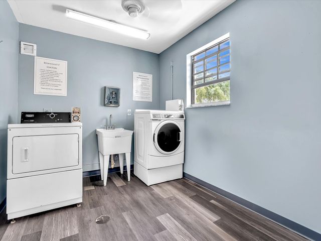 9101 W Sample Road 204, Coral Springs, FL 33065