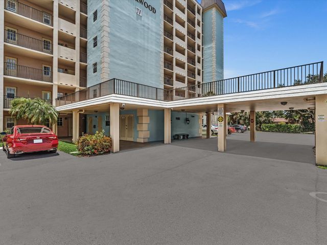 9101 W Sample Road 204, Coral Springs, FL 33065