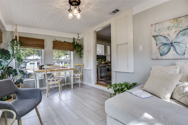 1823 Tremont Avenue, Fort Worth, TX 76107
