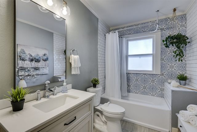 1823 Tremont Avenue, Fort Worth, TX 76107