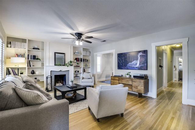 1823 Tremont Avenue, Fort Worth, TX 76107