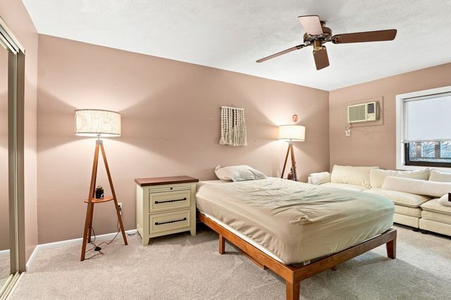19 Eaglehead Terrace 4, Shrewsbury, MA 01545