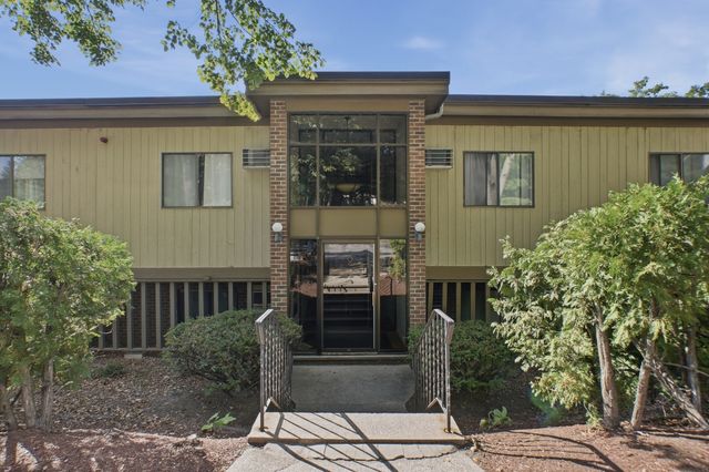 19 Eaglehead Terrace 4, Shrewsbury, MA 01545