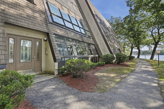 19 Eaglehead Terrace 4, Shrewsbury, MA 01545