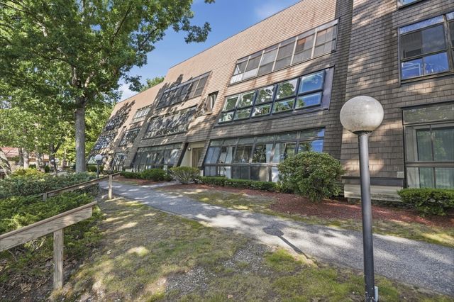 19 Eaglehead Terrace 4, Shrewsbury, MA 01545