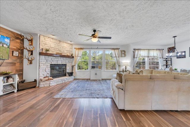 833 Gravel Hill RD, Troutville, VA 24175