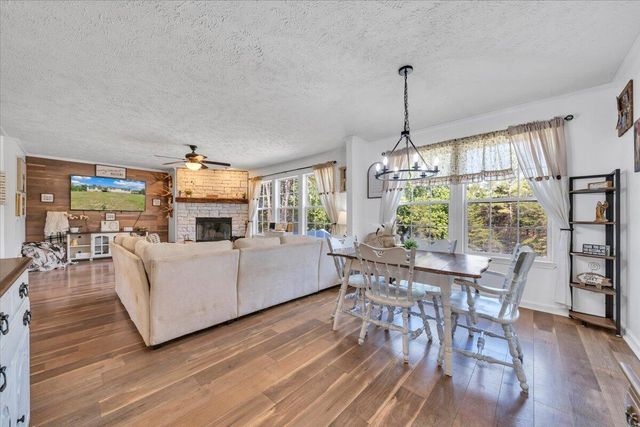 833 Gravel Hill RD, Troutville, VA 24175