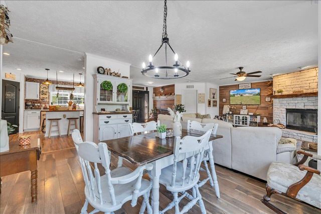 833 Gravel Hill RD, Troutville, VA 24175