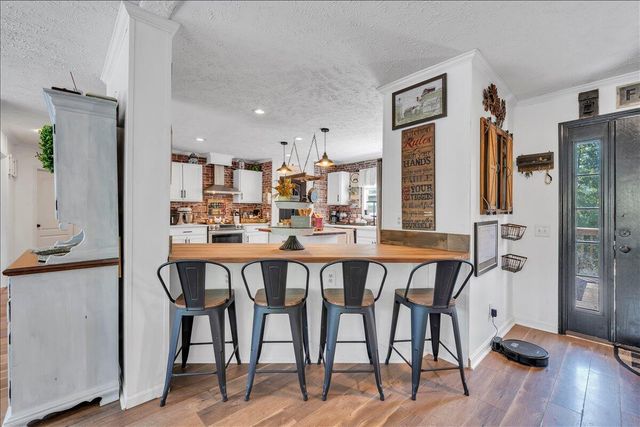 833 Gravel Hill RD, Troutville, VA 24175