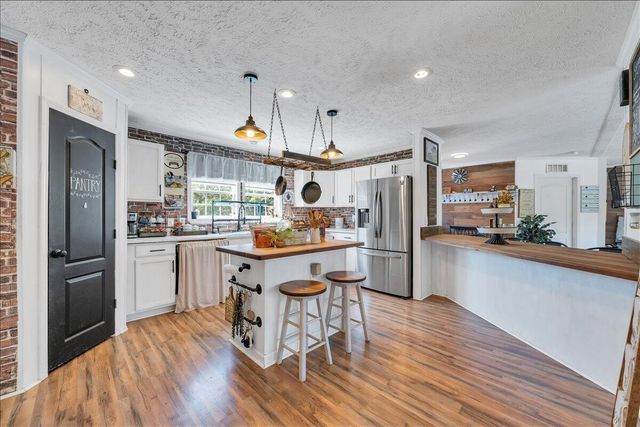 833 Gravel Hill RD, Troutville, VA 24175