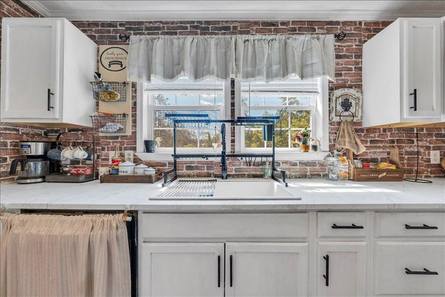 833 Gravel Hill RD, Troutville, VA 24175