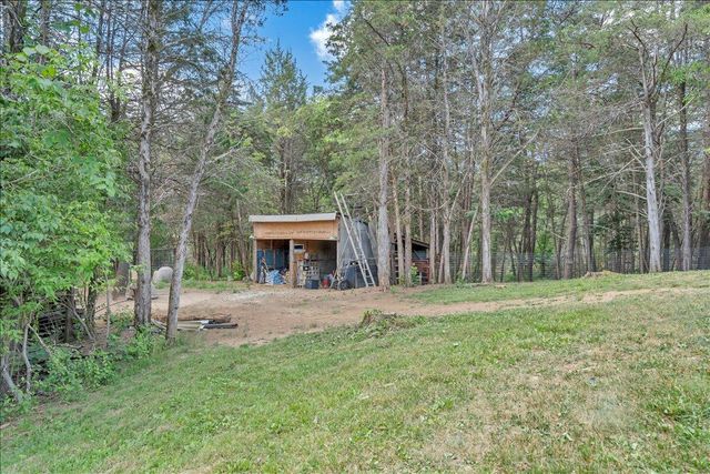 833 Gravel Hill RD, Troutville, VA 24175