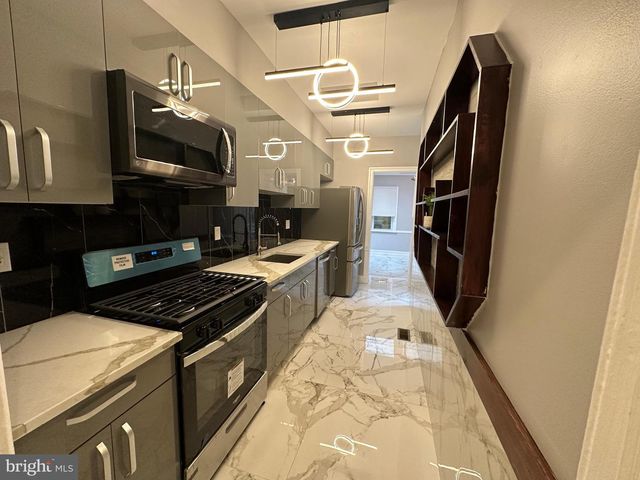 311 GASKILL ST, Philadelphia, PA 19147