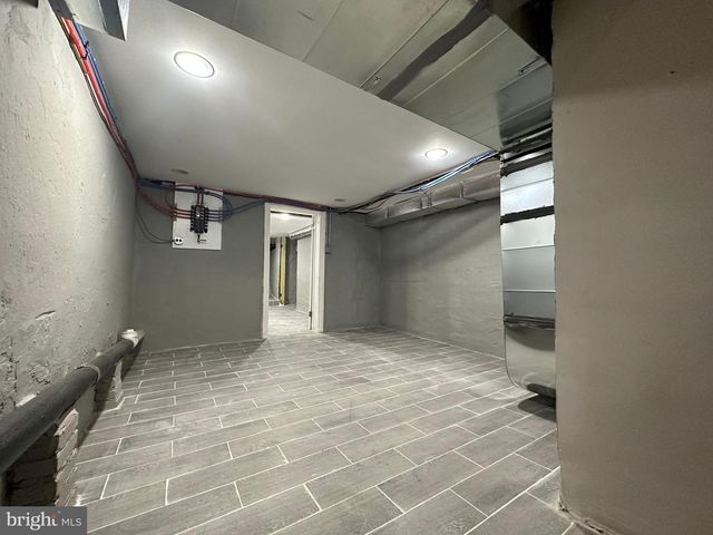 311 GASKILL ST, Philadelphia, PA 19147