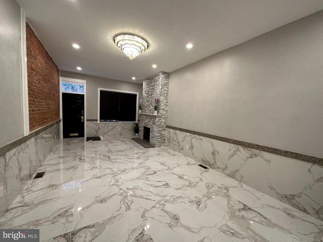 311 GASKILL ST, Philadelphia, PA 19147