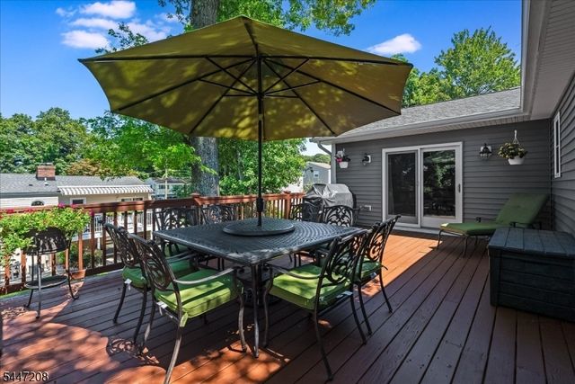 18 Dean Ave, Butler Boro, NJ 07405