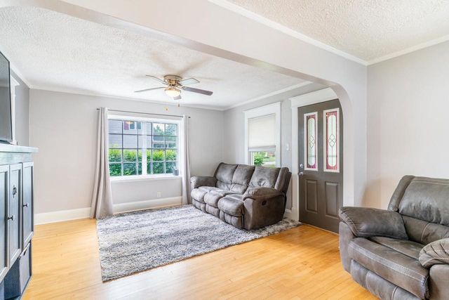 1037 S ROOSEVELT STREET, Green Bay, WI 54301