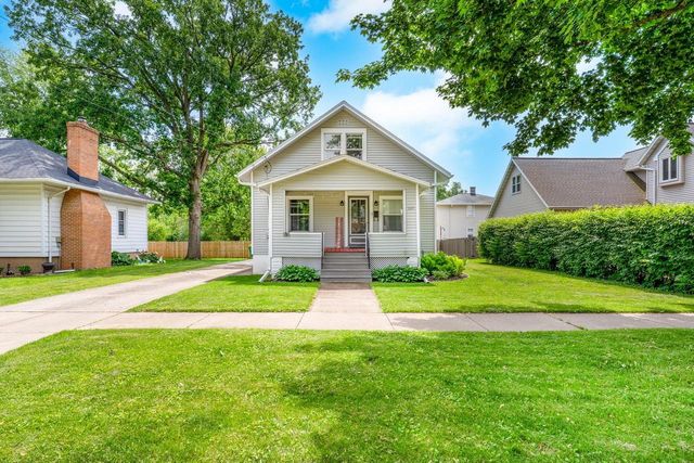 1037 S ROOSEVELT STREET, Green Bay, WI 54301