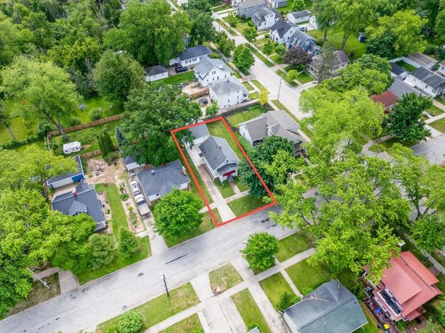 1037 S ROOSEVELT STREET, Green Bay, WI 54301